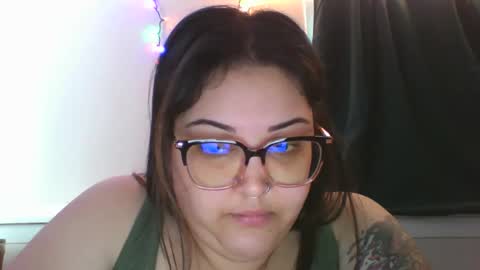 Snapshot of goddess_sereniity chatting on 04.21.26 goddess_sereniity online show from 04.21.26