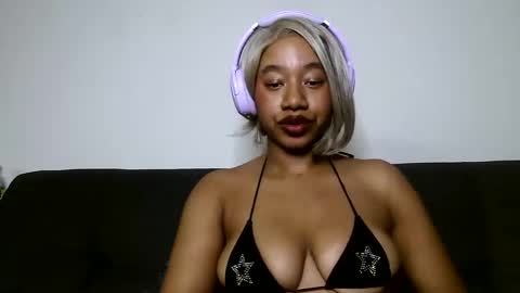 Goddess Daisy Sky online show from 01.26.25