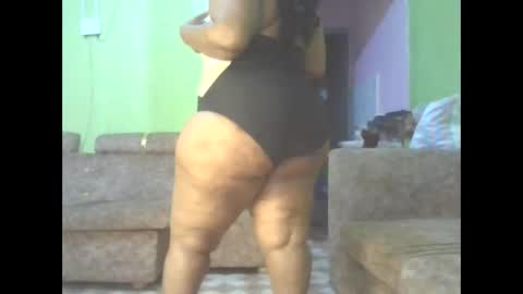 Snapshot of goddessebon chatting on 02.18.25 shasha big online show from 02.18.25