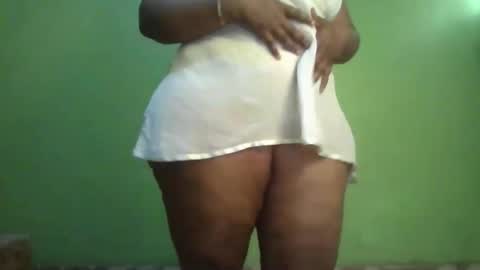 Snapshot of goddessebon chatting on 09.15.25 shasha big online show from 09.15.25