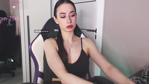 Goddess EmmaBratt princess online show from 02.08.26