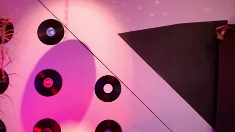 Julieta online show from 11.17.25