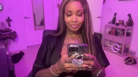 Snapshot of goddesskalitha chatting on 09.21.25 Goddess Kalitha online show from 09.21.25