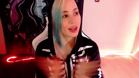 Snapshot of goddesslilith chatting on 01.04.25 Goddess Lilith  - 111 tks to PM online show from 01.04.25