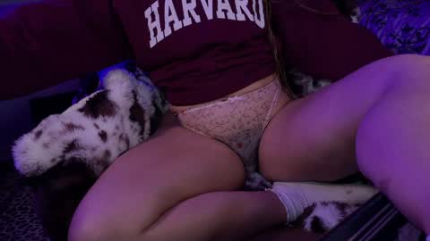 Goddess Mae  NYC online show from 04.21.26