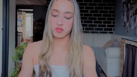 goddivaa online show from 04.14.26