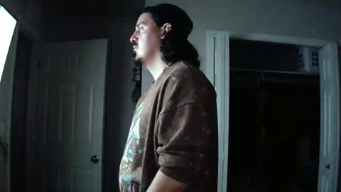 gokugarrison4334 online show from 11.16.25