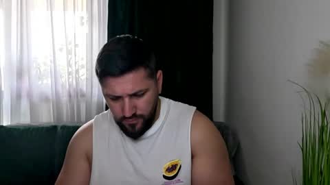 gold_alpha_boy online show from 04.18.26