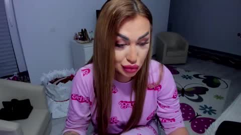 Nicole.. online show from 02.16.25