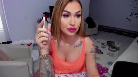 Nicole.. online show from 03.02.25