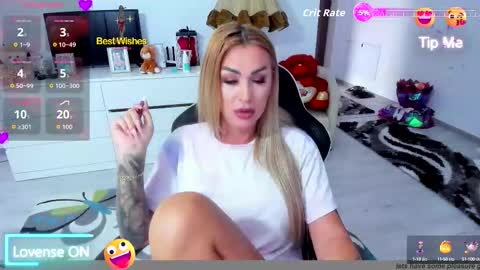 Nicole.. online show from 09.11.25