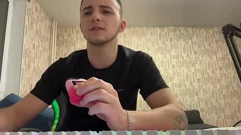 Golden boyyy21 online show from 02.16.25