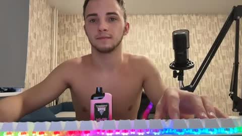 Golden boyyy21 online show from 02.20.25