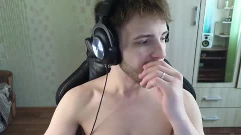 Golden boyyy21 online show from 03.13.26