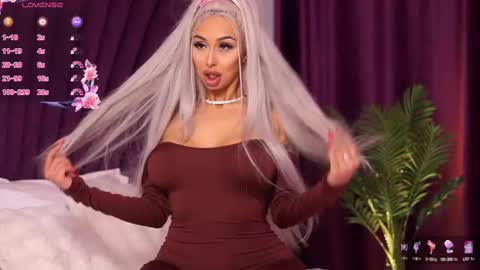 GoldenAmberX online show from 03.09.25