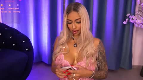 GoldenAmberX online show from 12.01.25