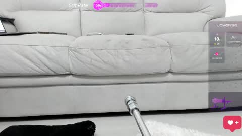 Snapshot of goldenboy69bsx chatting on 12.13.24 Goldenboy69 online show from 12.13.24