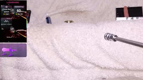 Snapshot of goldenboy69bsx chatting on 09.15.25 Goldenboy69 online show from 09.15.25