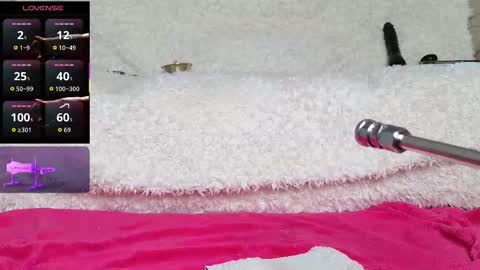 Snapshot of goldenboy69bsx chatting on 10.19.25 Goldenboy69 online show from 10.19.25