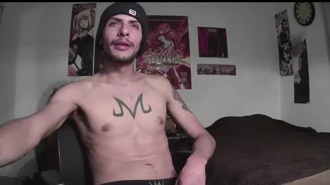 Snapshot of goldenflako chatting on 03.08.25 goldenflako online show from 03.08.25