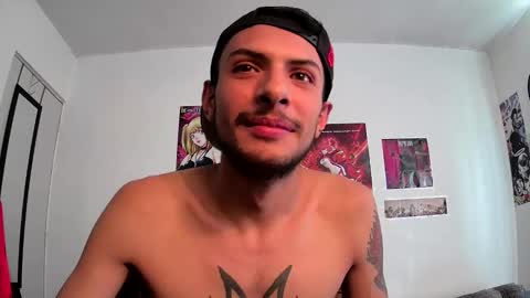 Snapshot of goldenflako chatting on 03.09.25 goldenflako online show from 03.09.25