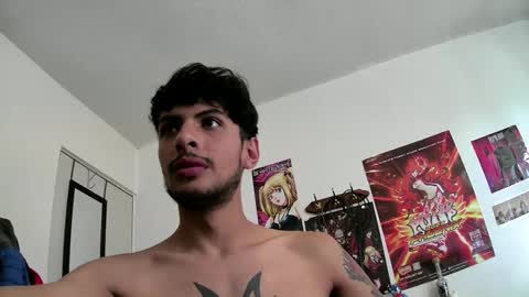 Snapshot of goldenflako chatting on 03.10.25 goldenflako online show from 03.10.25