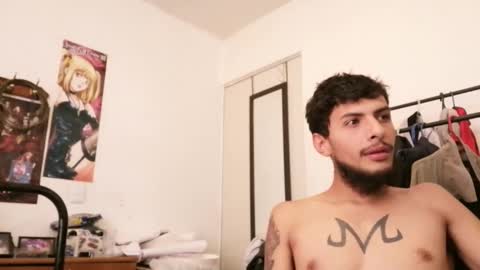 Snapshot of goldenflako chatting on 12.17.25 goldenflako online show from 12.17.25