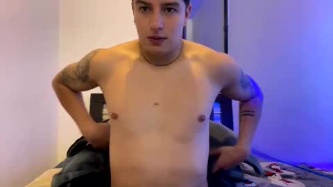 goldenknight33 online show from 11.26.25