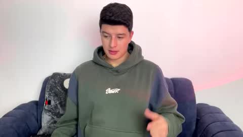 goldenknight33 online show from 12.05.25