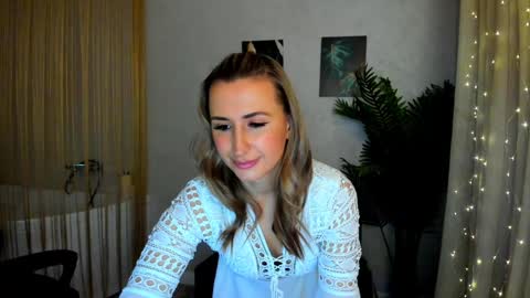 Olivia online show from 02.08.25