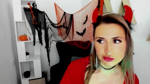 Olivia online show from 10.31.25