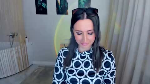 Olivia online show from 03.16.26