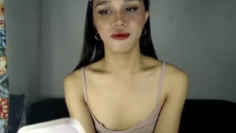 Lily is Gold online show from 07.15.26