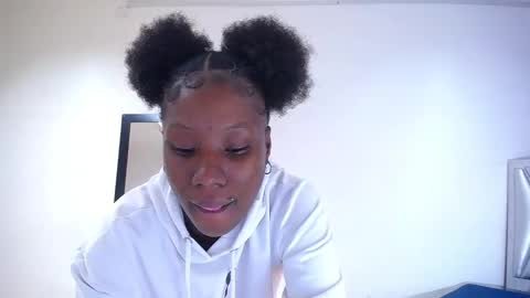 Snapshot of goldenn_ass1 chatting on 10.07.25 goldenn_ass1 online show from 10.07.25