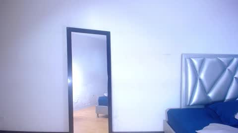 Snapshot of goldenn_ass1 chatting on 11.04.25 goldenn_ass1 online show from 11.04.25