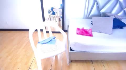 Snapshot of goldenn_ass1 chatting on 11.28.25 goldenn_ass1 online show from 11.28.25