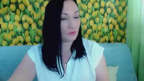 Snapshot of goldmoonn chatting on 04.18.26 goldmoonn online show from 04.18.26