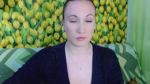 Snapshot of goldmoonn chatting on 04.19.26 goldmoonn online show from 04.19.26