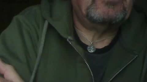 Gomez Addams online show from 11.19.25