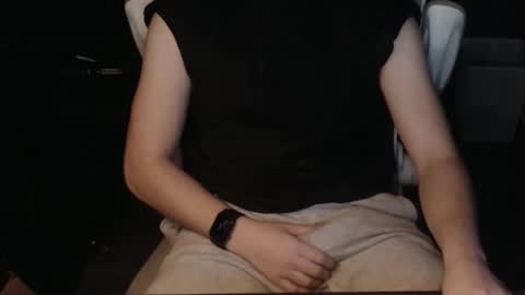 Snapshot of gonejerking chatting on 01.20.25 Nervous online show from 01.20.25