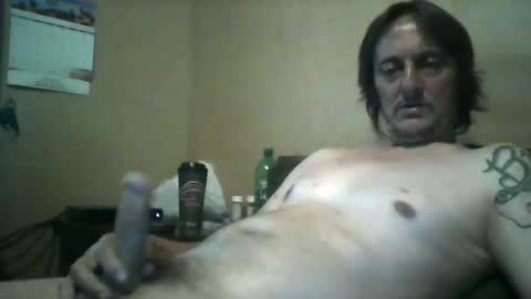 Snapshot of goodwrench31671 chatting on 06.17.26 goodwrench31671 online show from 06.17.26