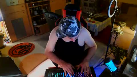 google5001 online show from 11.26.25