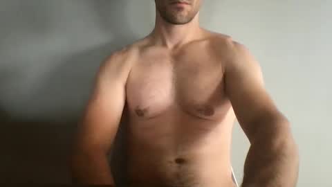 Snapshot of gordonyez chatting on 12.20.24 gordonyez online show from 12.20.24