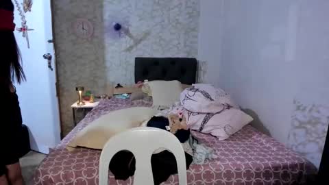 geneviev online show from 11.23.25