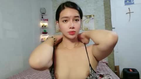 geneviev online show from 04.15.26