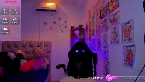 Snapshot of gorgeous_t chatting on 02.18.25 i am Jessi I love animals and drawing I hope to get along with everyone. XOXO online show from 02.18.25