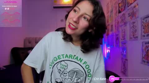 Snapshot of gorgeous_t chatting on 02.26.25 i am Jessi I love animals and drawing I hope to get along with everyone. XOXO online show from 02.26.25