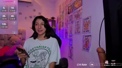 Snapshot of gorgeous_t chatting on 02.26.25 i am Jessi I love animals and drawing I hope to get along with everyone. XOXO online show from 02.26.25