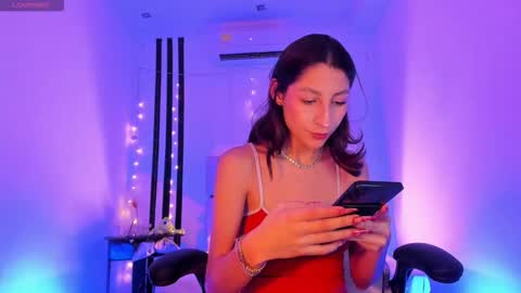 Snapshot of gorgeous_t chatting on 02.19.26 i am Jessi I love animals and drawing I hope to get along with everyone. XOXO online show from 02.19.26