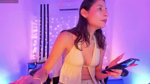 Snapshot of gorgeous_t chatting on 02.28.26 i am Jessi I love animals and drawing I hope to get along with everyone. XOXO online show from 02.28.26